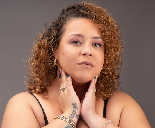 ll-Coverage Waterproof Liquid Foundation – Smooth, Long-Lasting Finish.