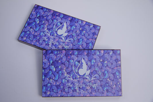 THE COLORS ARE FULL AND
EYE-CATCHING. 18 COLORS EYE SHADOW PALETTE.