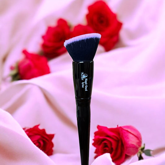 Single
Liquid Flat Make Up Brush Liquid Foundation.