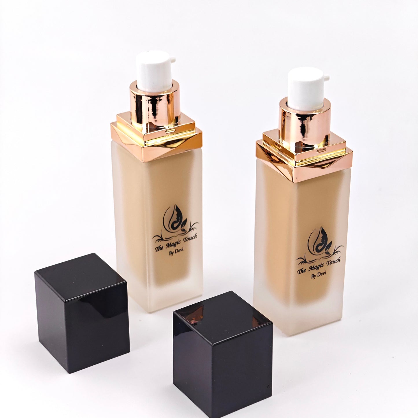 PURE MATTE LIQUID COVERAGE FOUNDATION — SPF 15 — UP TO 24HR WEAR.