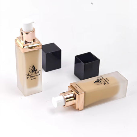 PURE MATTE LIQUID COVERAGE FOUNDATION — SPF 15 — UP TO 24HR WEAR.
